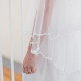 Soft drop veil with narrow lace edge & crystal droplets | ISADORA