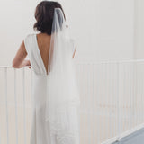 Soft drop veil with narrow lace edge & crystal droplets | ISADORA