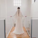 WISDOM | Soft tulle half halo veil