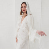ISLA | Soft single tier veil with Chantilly lace edge