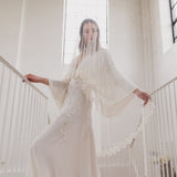 MELODY | Soft drop veil with Chantilly lace edge