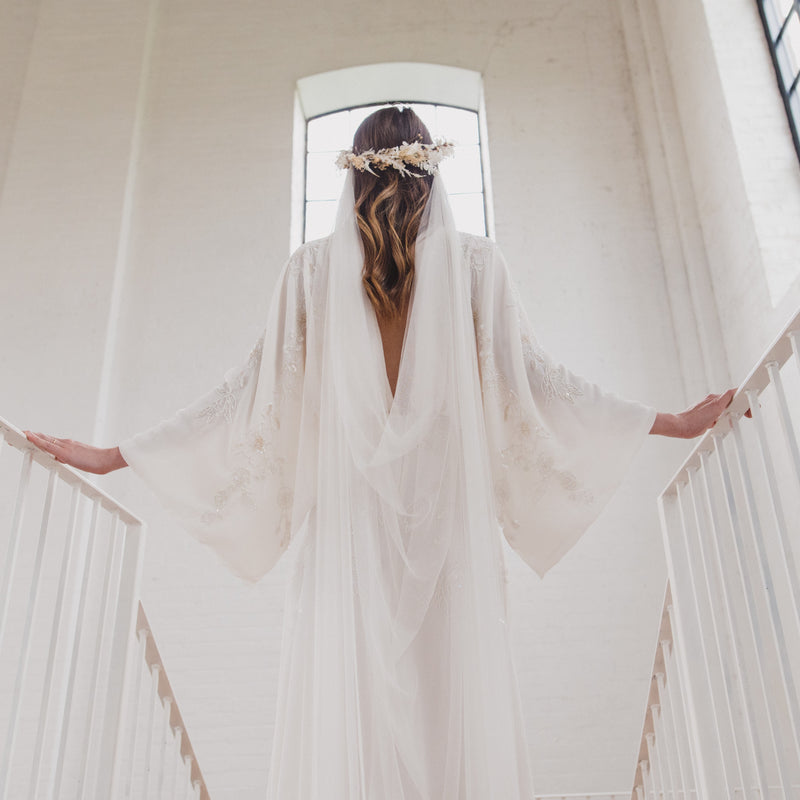 SERENITY | Silk tulle draped veil