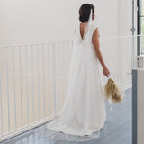 LIBERTY | Soft tulle draped veil (narrow width)