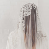 DAWN | Soft mantilla veil with beaded Chantilly lace