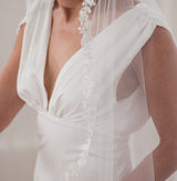 FLORA | Mantilla veil with narrow beaded lace edge