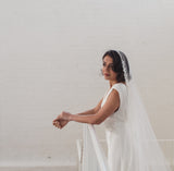 FLORA | Mantilla veil with narrow beaded lace edge