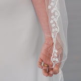 WILLOW | Soft single tier veil with leaf lace edge