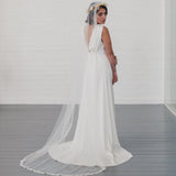 WILLOW | Soft single tier veil with leaf lace edge