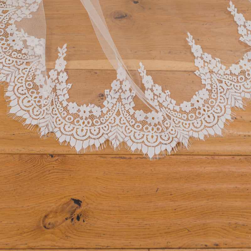 ESME | Boho draped veil with partial Chantilly lace edge