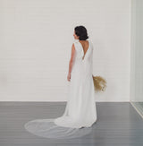 HARPER | Draped cape or veil with pearls