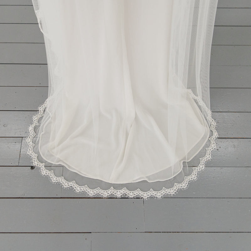 HAZEL | Soft draped veil with narrow beaded lace edge